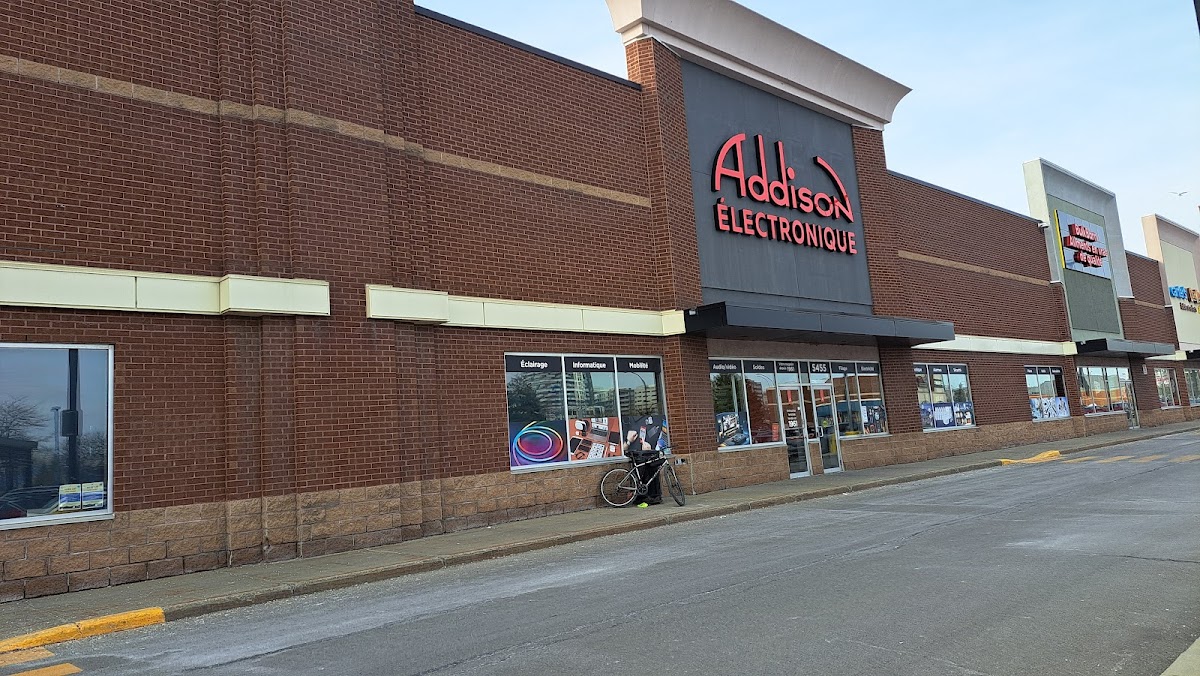 SmartCentres Montréal